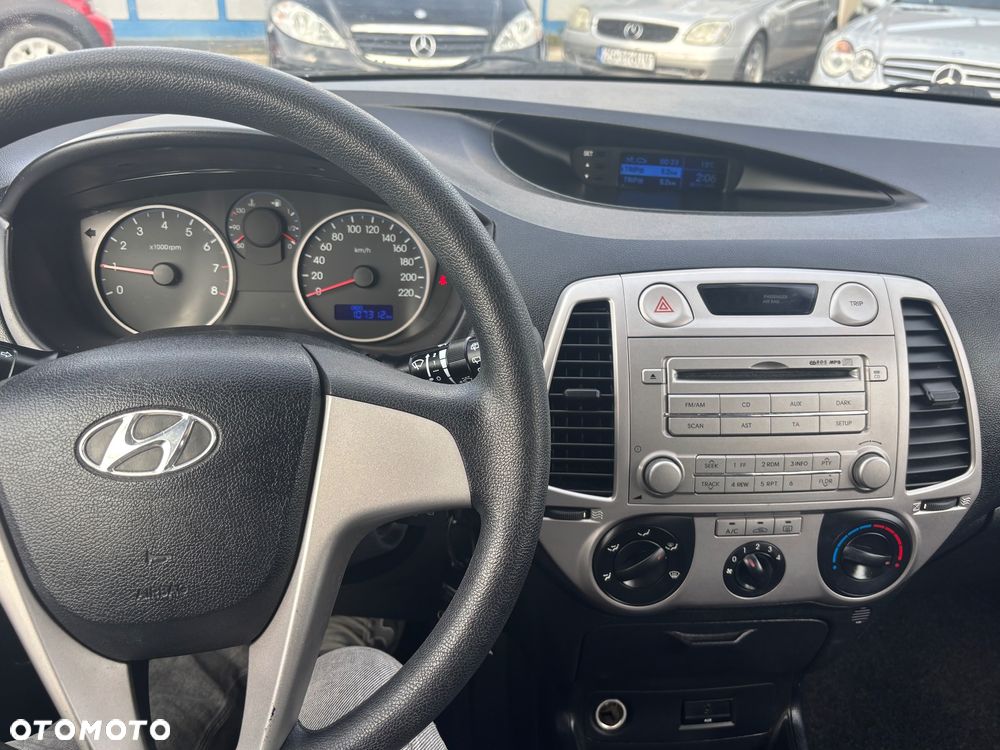 Hyundai i20 1.2 Classic + - 3