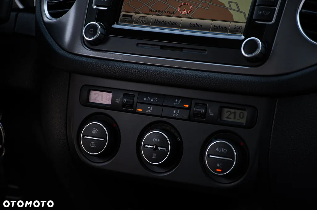 Volkswagen Tiguan 2.0 TDI DPF 4Motion Sport & Style - 24