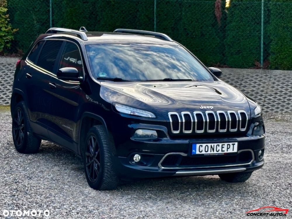 Jeep Cherokee - 4