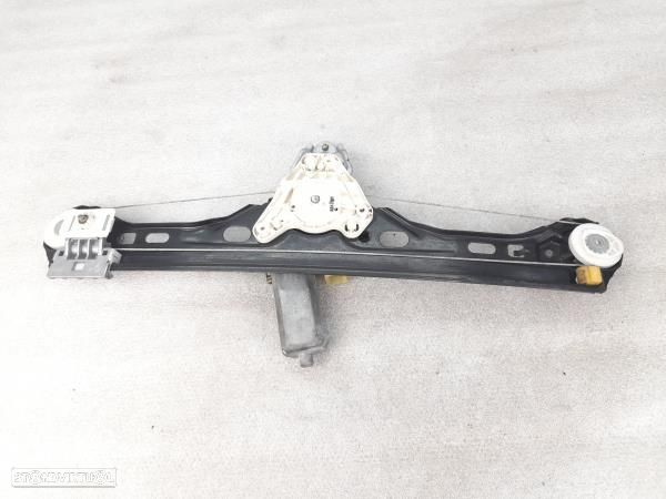 Elevador Tras Dto  Mercedes-Benz C-Class (W203) - 1