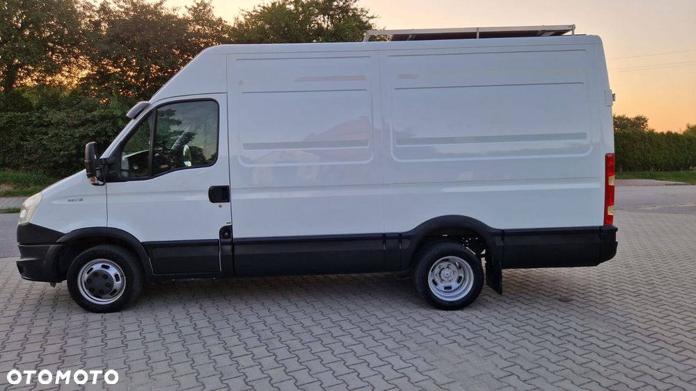 Iveco DAILY 35C13 Klima Elektryka Tempomat Na Bliźniaku Furgon 3os. Hak Serwis - 24