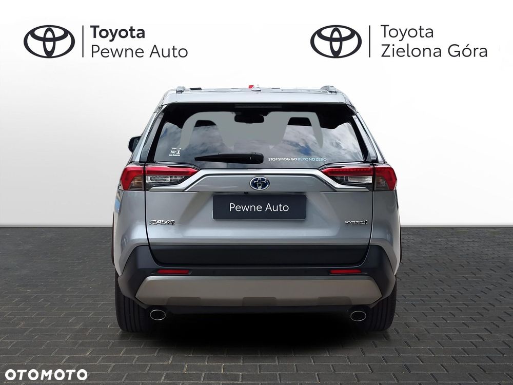 Toyota RAV4 - 5