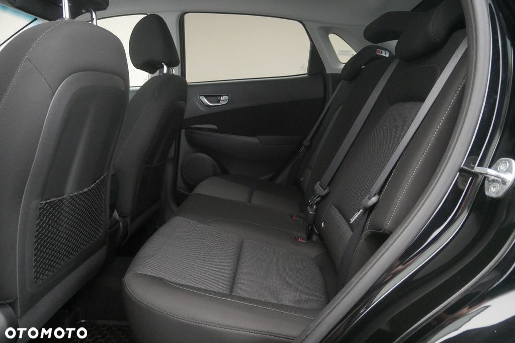 Hyundai Kona - 15