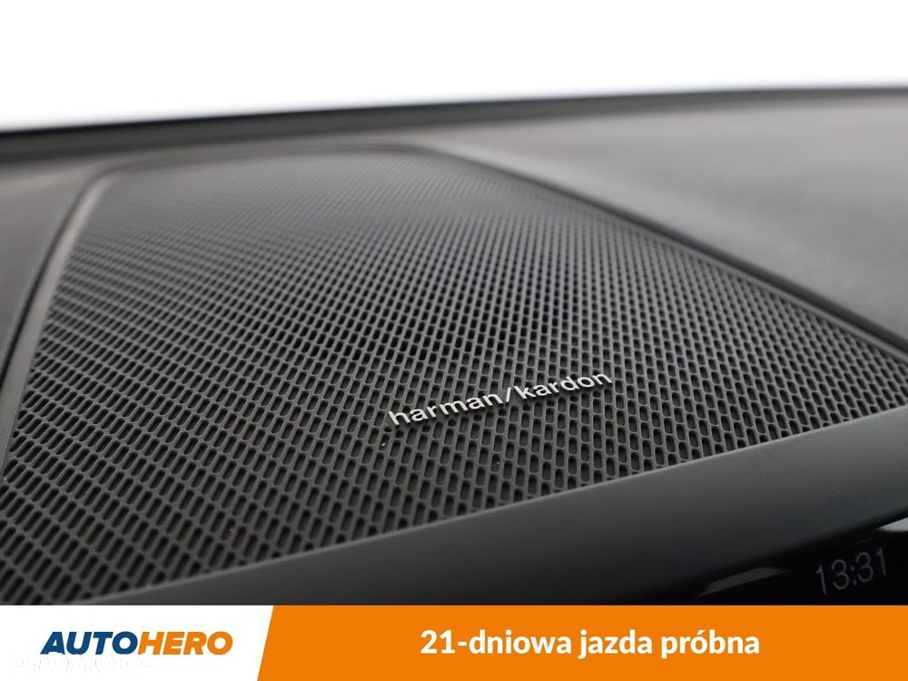 Volvo XC 60 D4 R-Design - 35