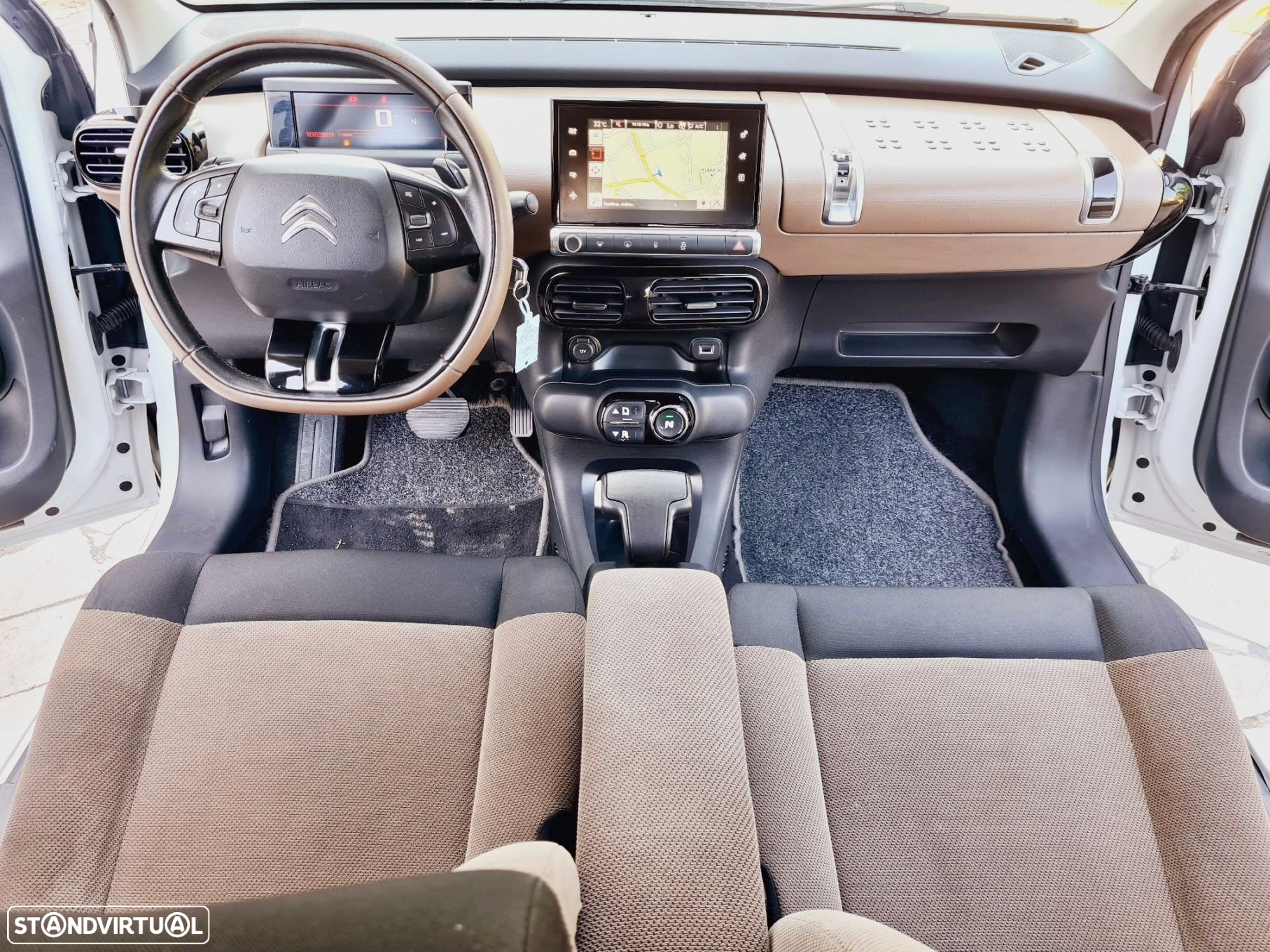 Citroën C4 Cactus 1.2 PureTech Shine Ed.Moonlight - 6