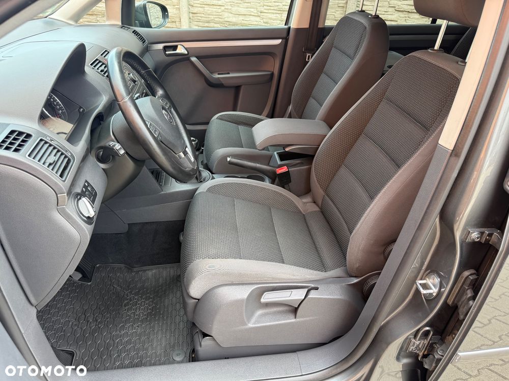 Volkswagen Touran 1.6 TDI DPF Comfortline - 25