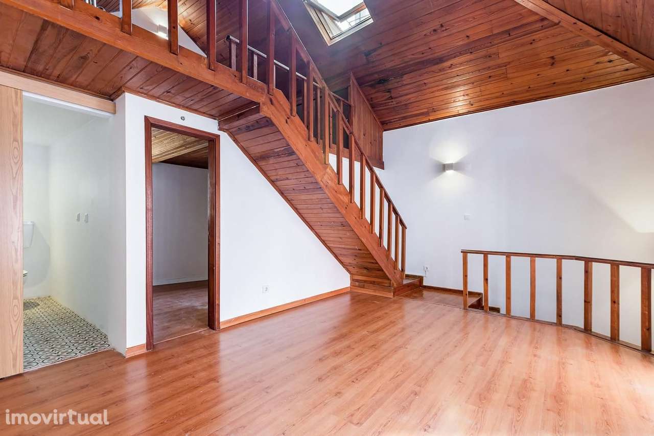 Moradia T2 + 2 com vista, Bairro Alto, Lisboa - Grande imagem: 2/25