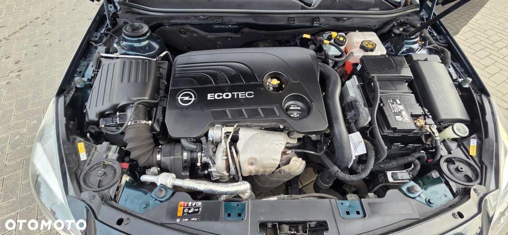 Opel Insignia 1.6 T Executive S&S - 41