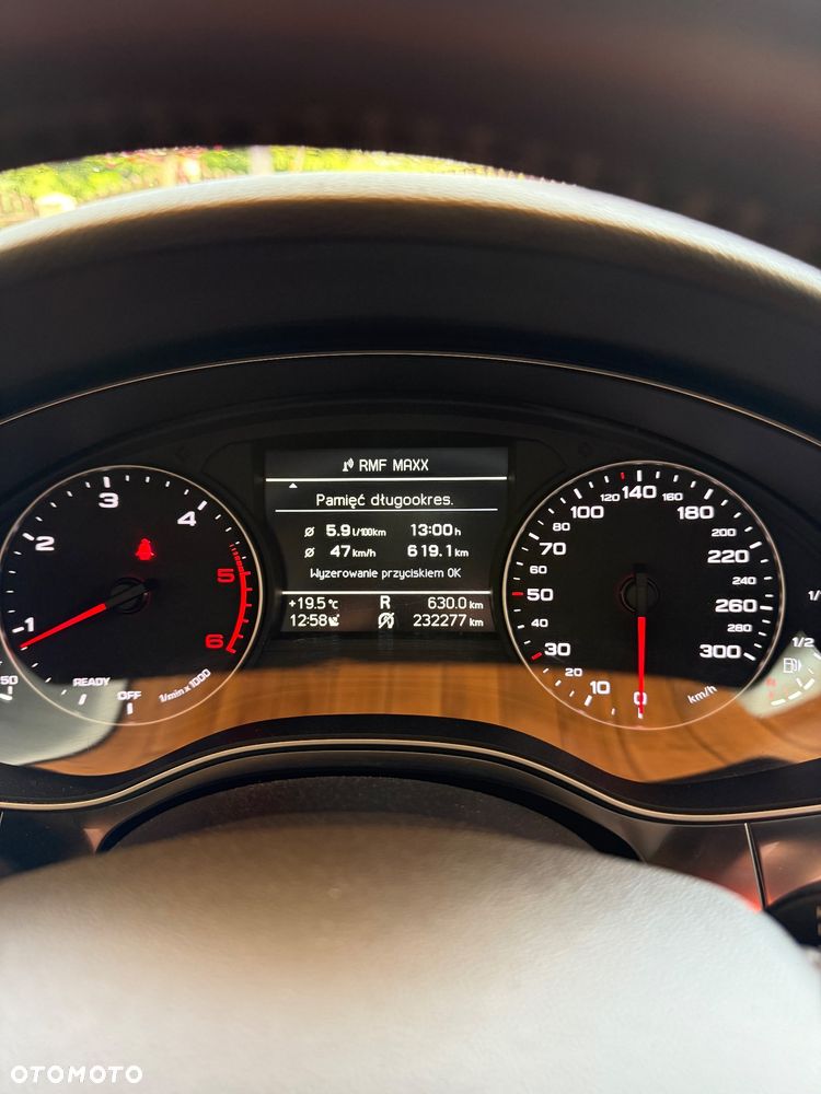 Audi A6 Avant - 13
