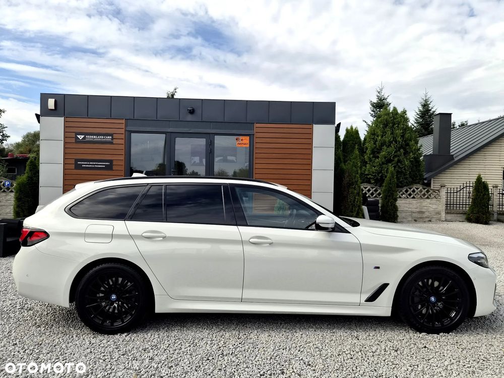 BMW Seria 5 530e xDrive M Sport sport - 28