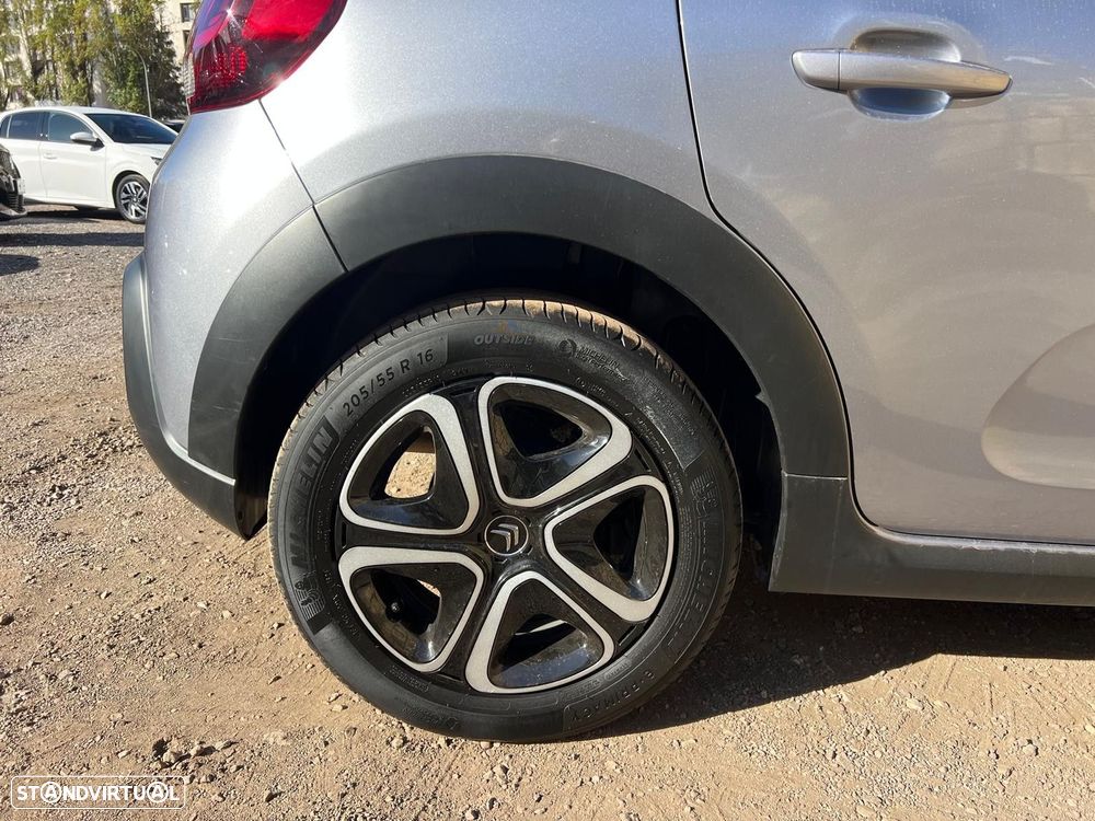 Citroën C3 1.2 PureTech Plus - 17