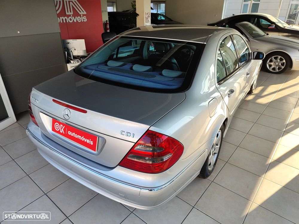 Mercedes-Benz E 220 CDi Avantgarde - 13