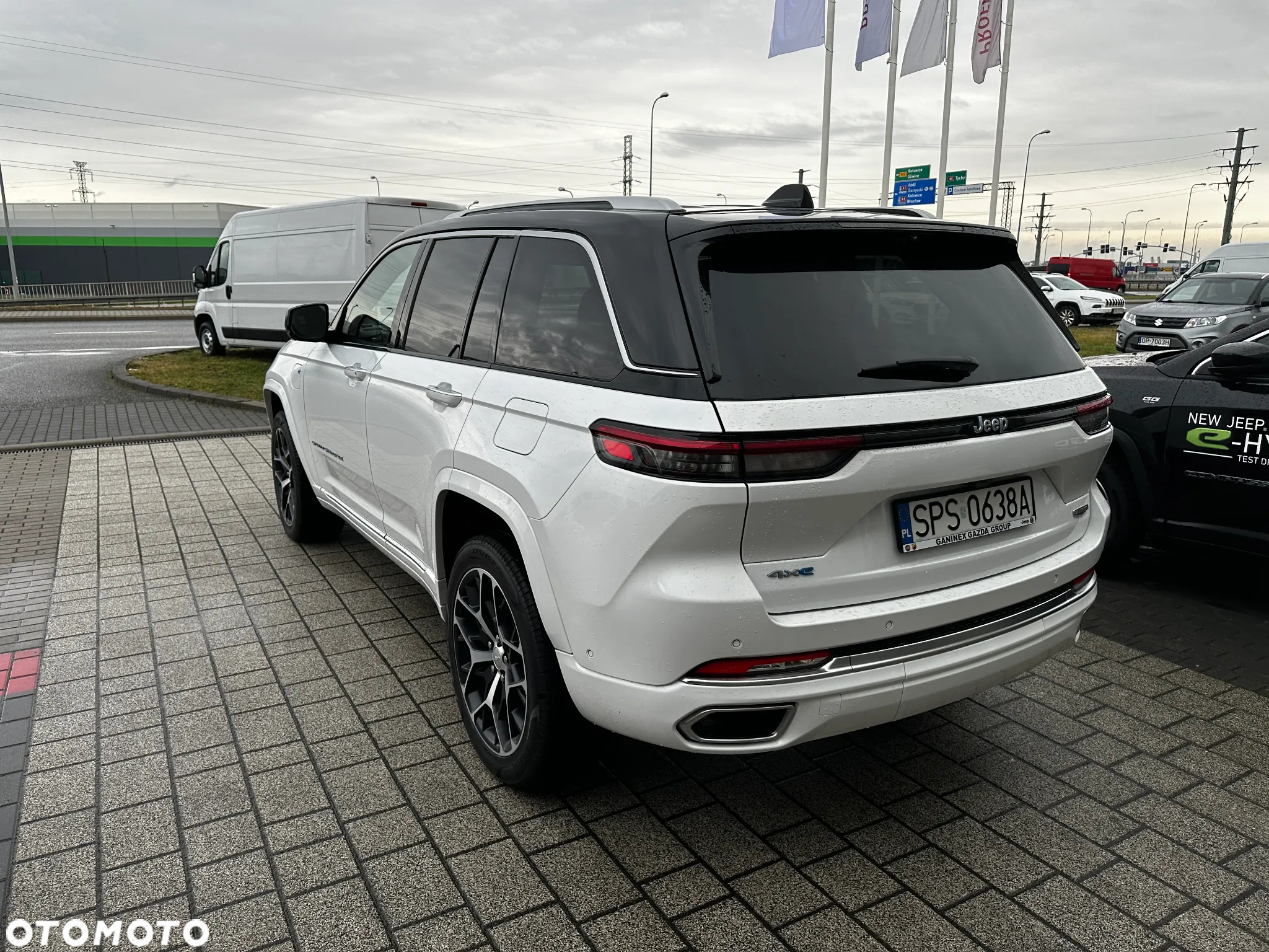 Jeep Grand Cherokee - 7
