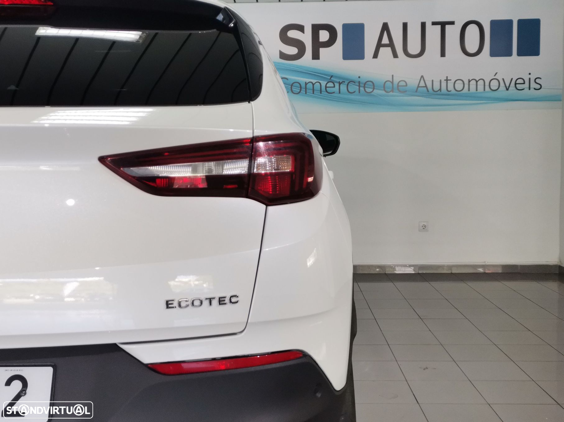 Opel Grandland X 1.2 T GS Line - 27