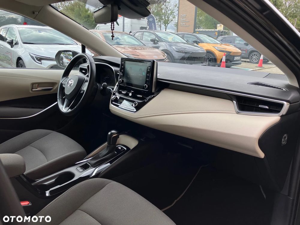 Toyota Corolla 1.8 Hybrid Comfort - 16