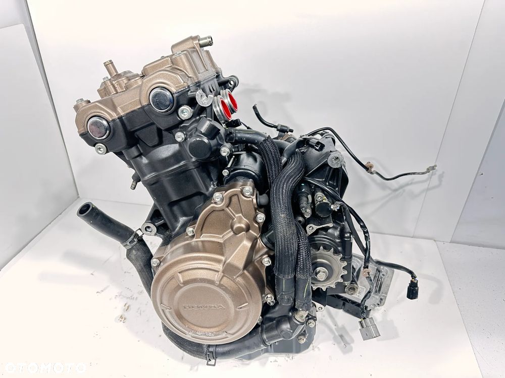 Silnik  Honda CB 500 FA   19-23R  PC62  15.796km - 1