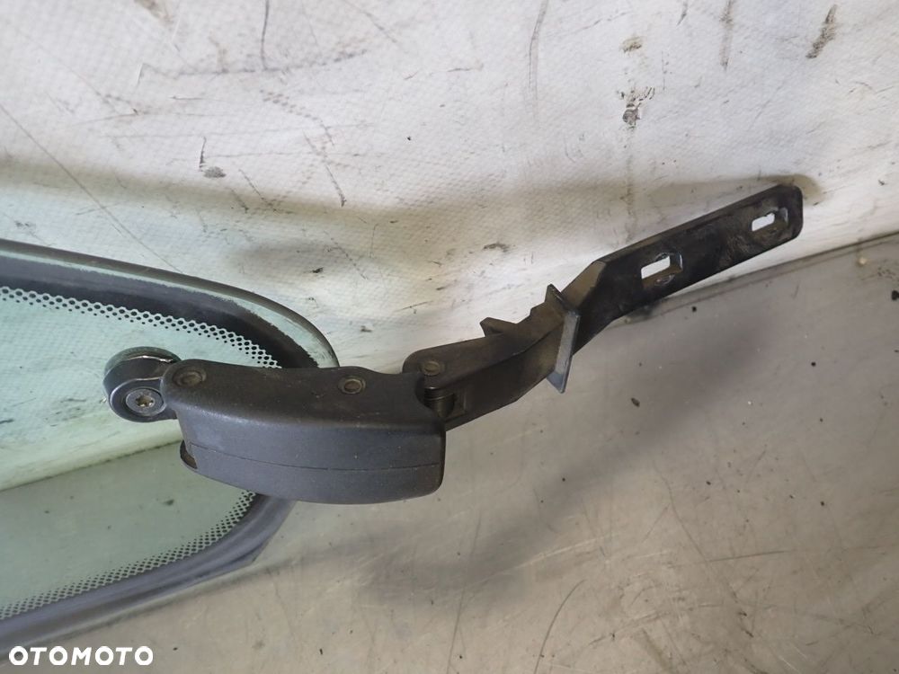 SZYBA KAROSERYJNA PRAWA TYLNA BMW E36 COUPE 2.0 M52B20 - 7