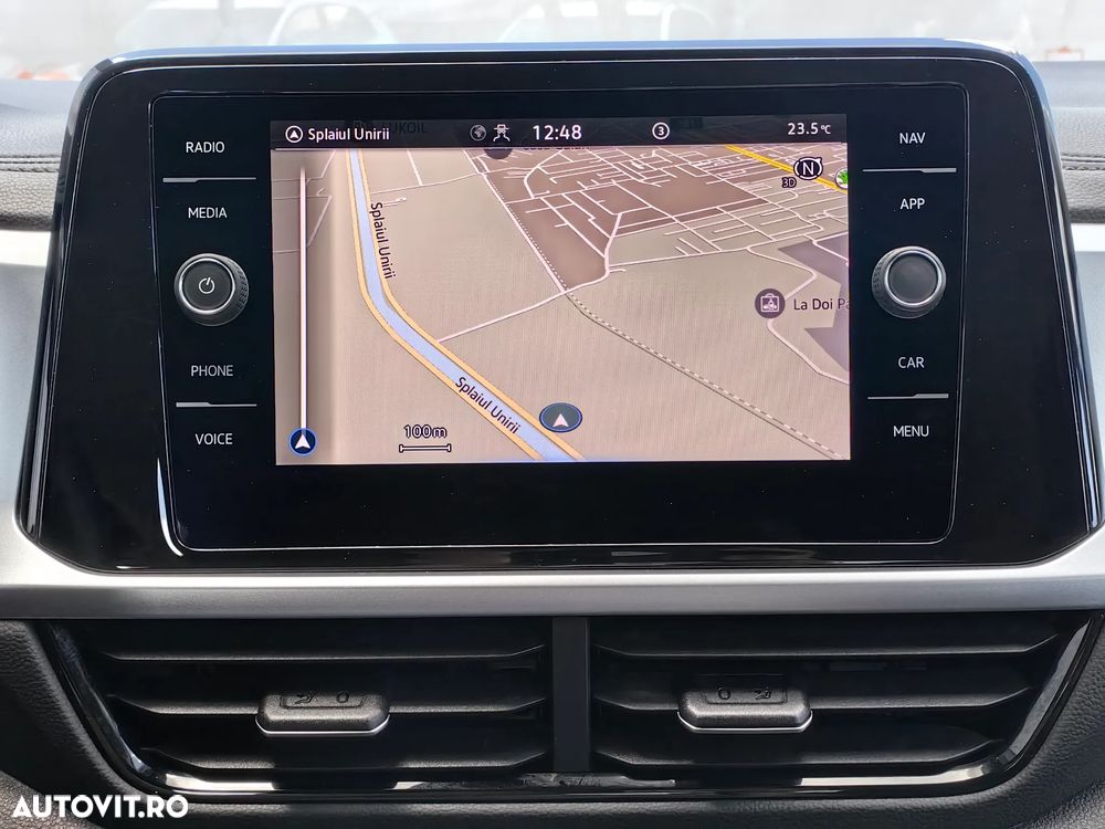 Volkswagen T-Roc 2.0 TDI SCR DSG Life - 29