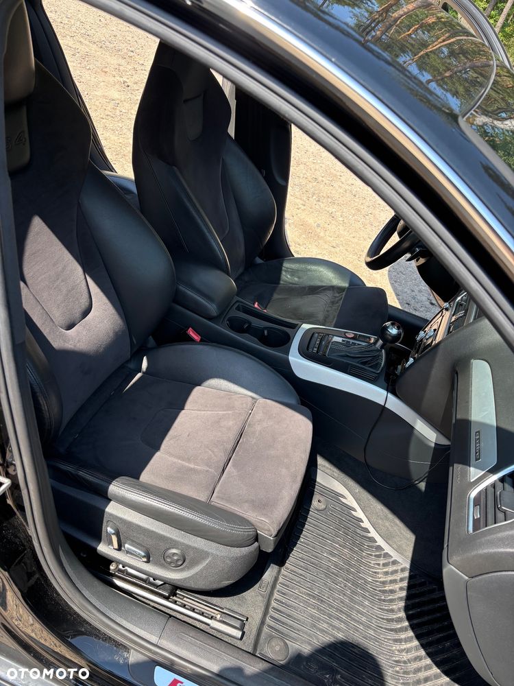 Audi S4 Limousine - 12