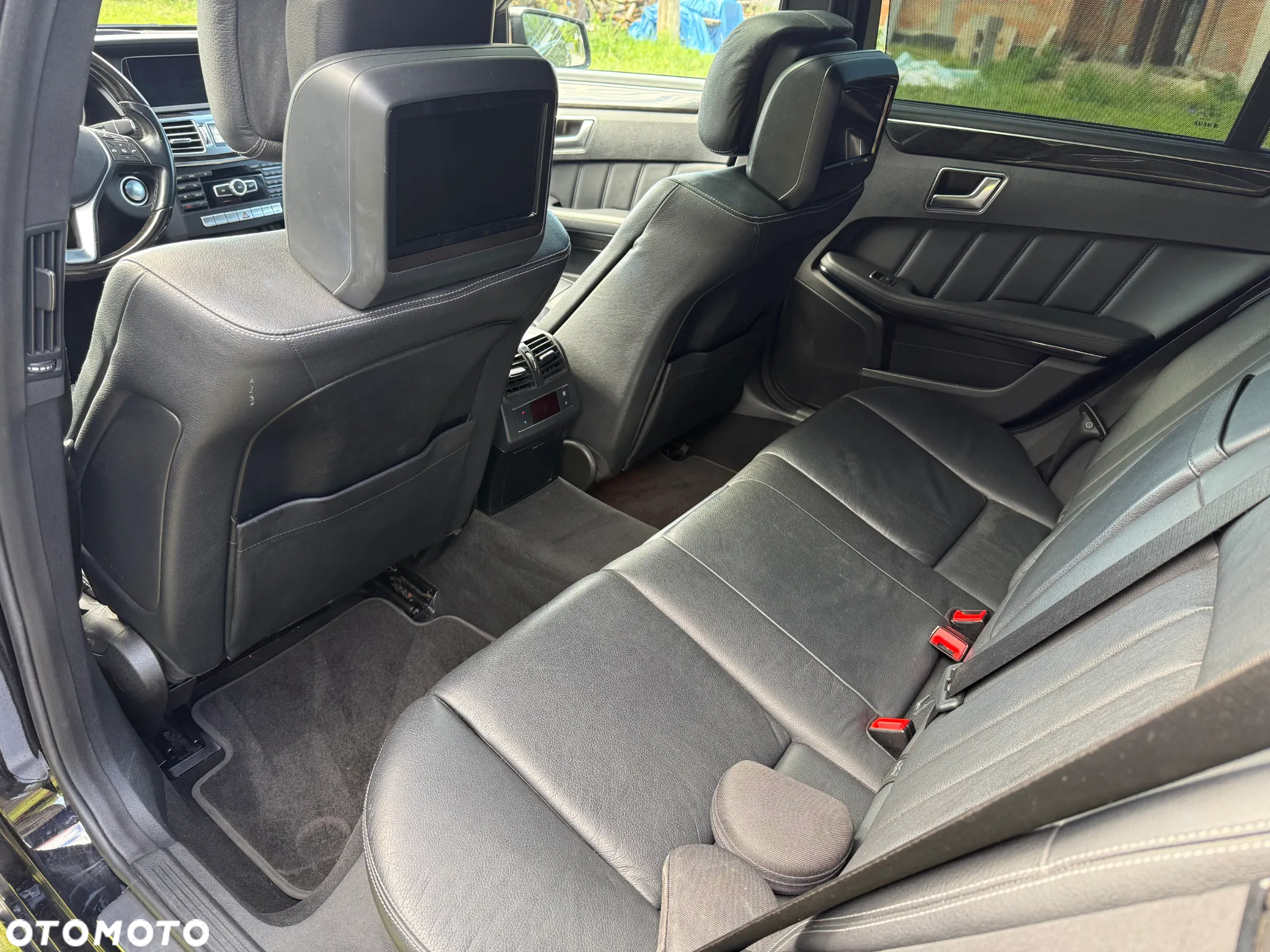 Mercedes-Benz Klasa E 300 BlueTec Hybrid - 8