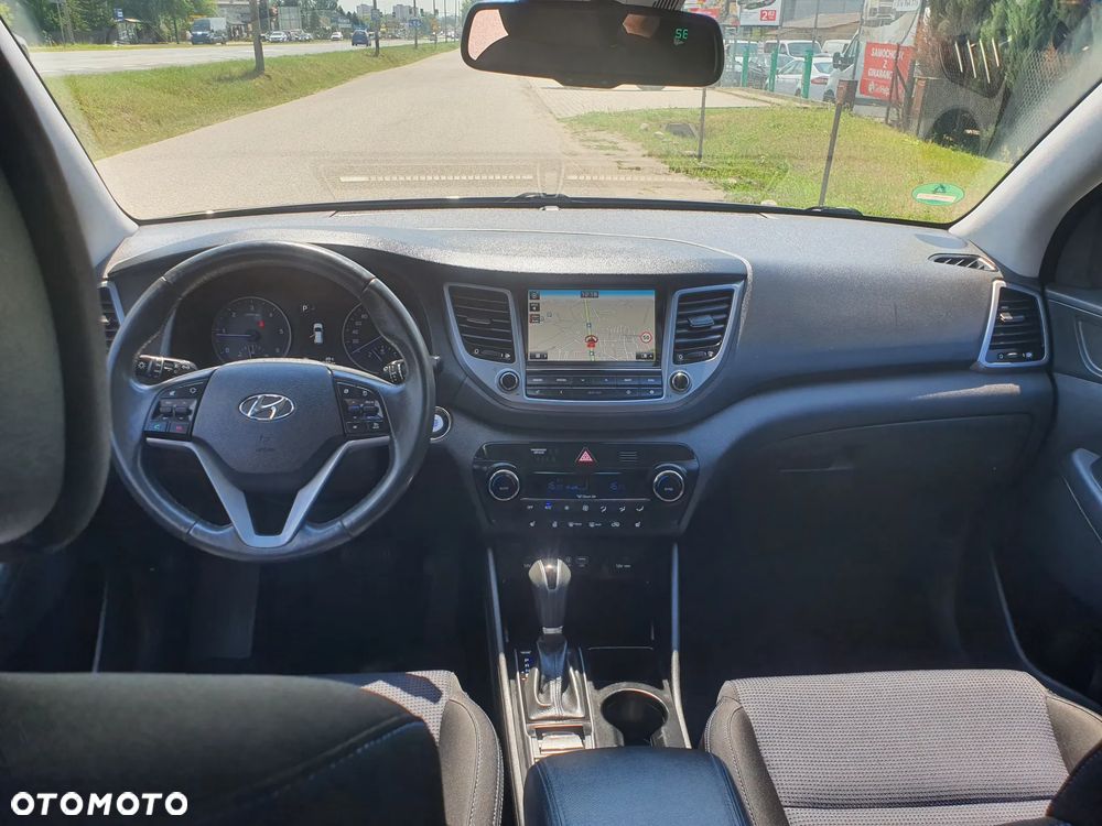 Hyundai Tucson blue 1.7 CRDi 2WD DCT Premium - 11