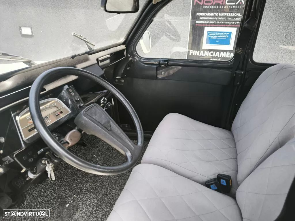 Citroën 2CV - 7