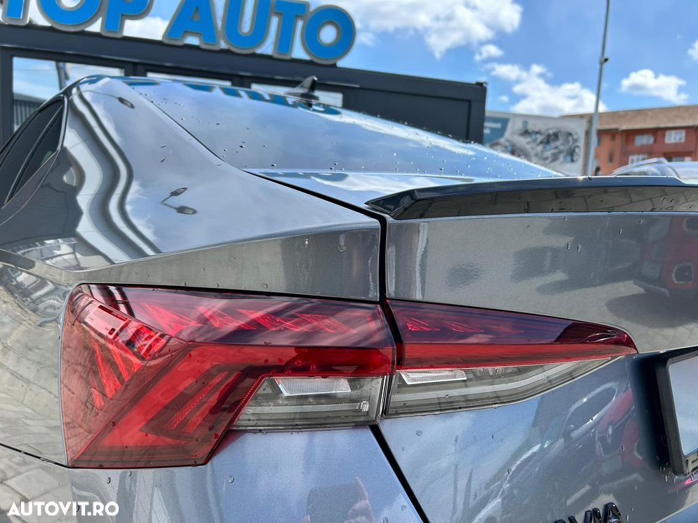 Skoda Octavia 2.0 TSI DSG RS - 28