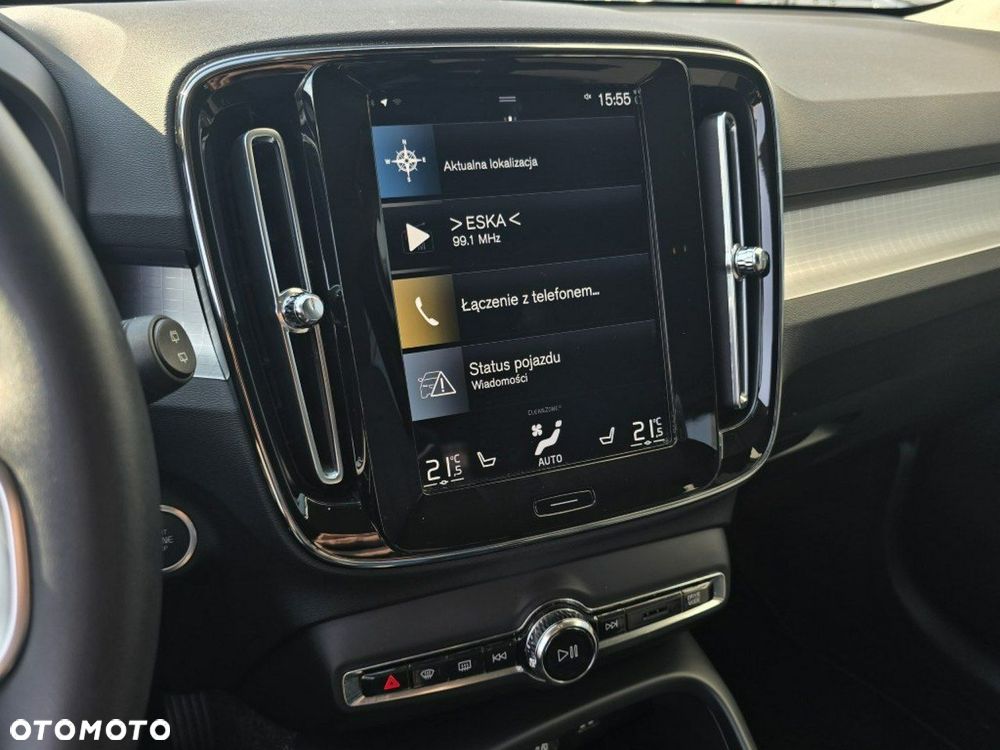 Volvo XC 40 T3 Geartronic Momentum Pro - 14