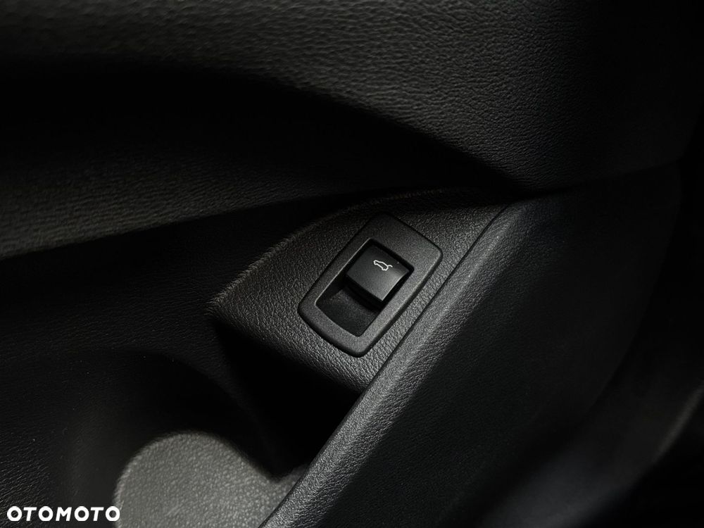 BMW X1 sDrive18d - 19