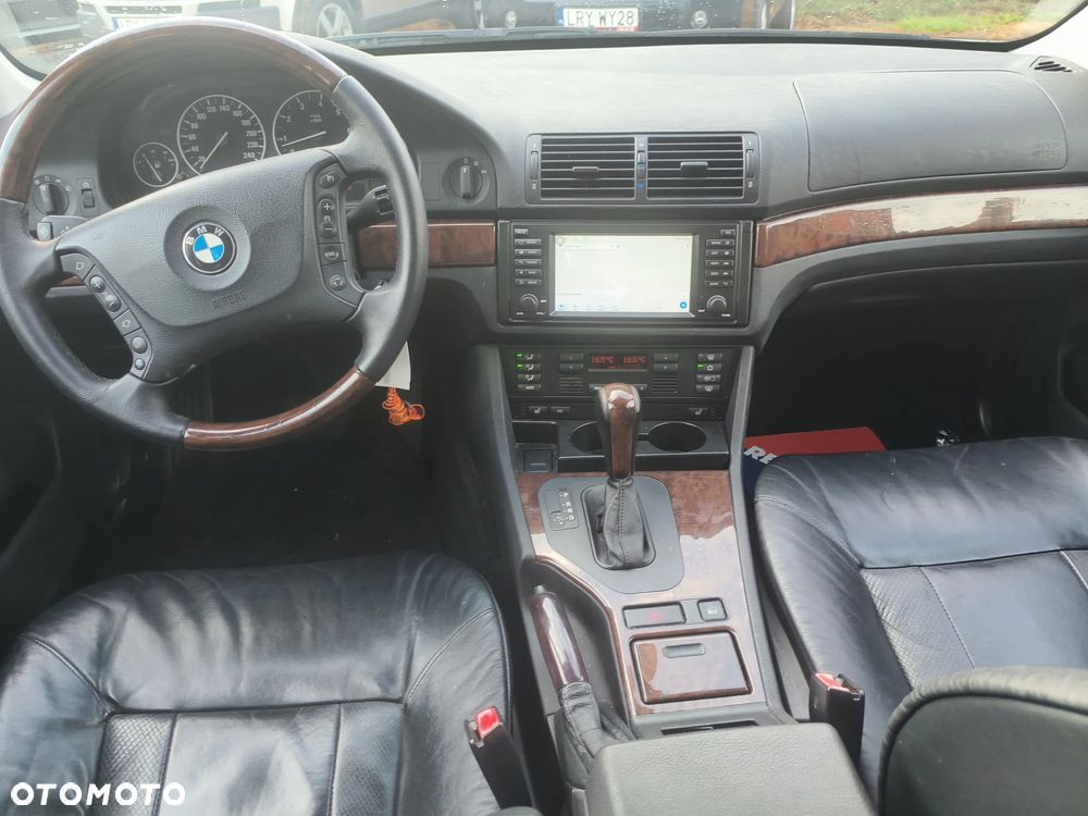 BMW Seria 5 - 8