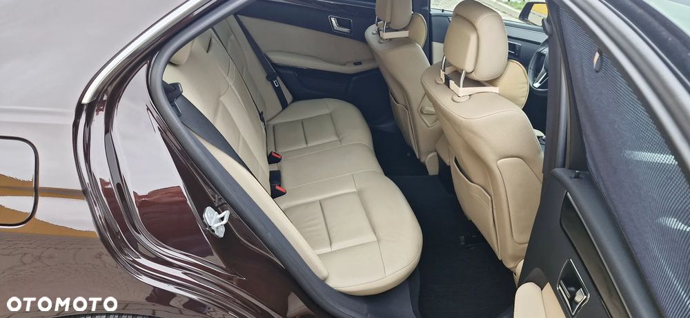 Mercedes-Benz Klasa E 220 CDI Automatik Avantgarde - 23