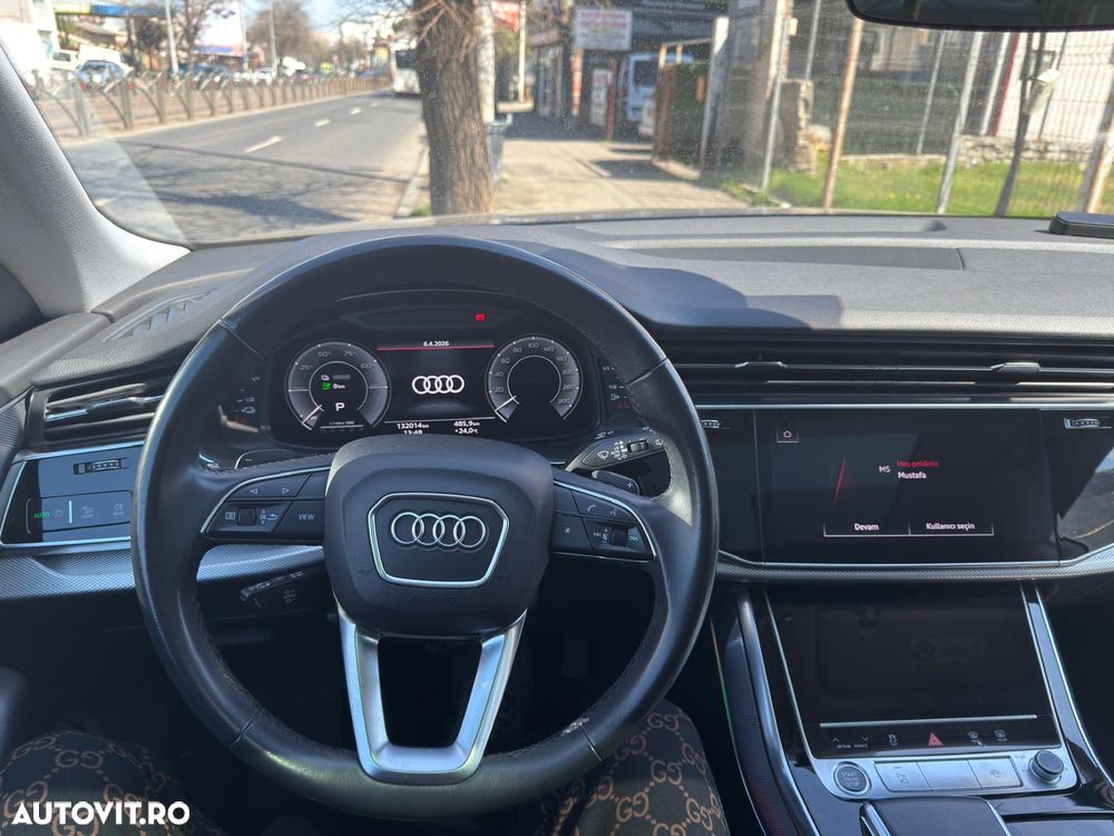 Audi Q8 55 TFSIe quattro tiptronic - 5