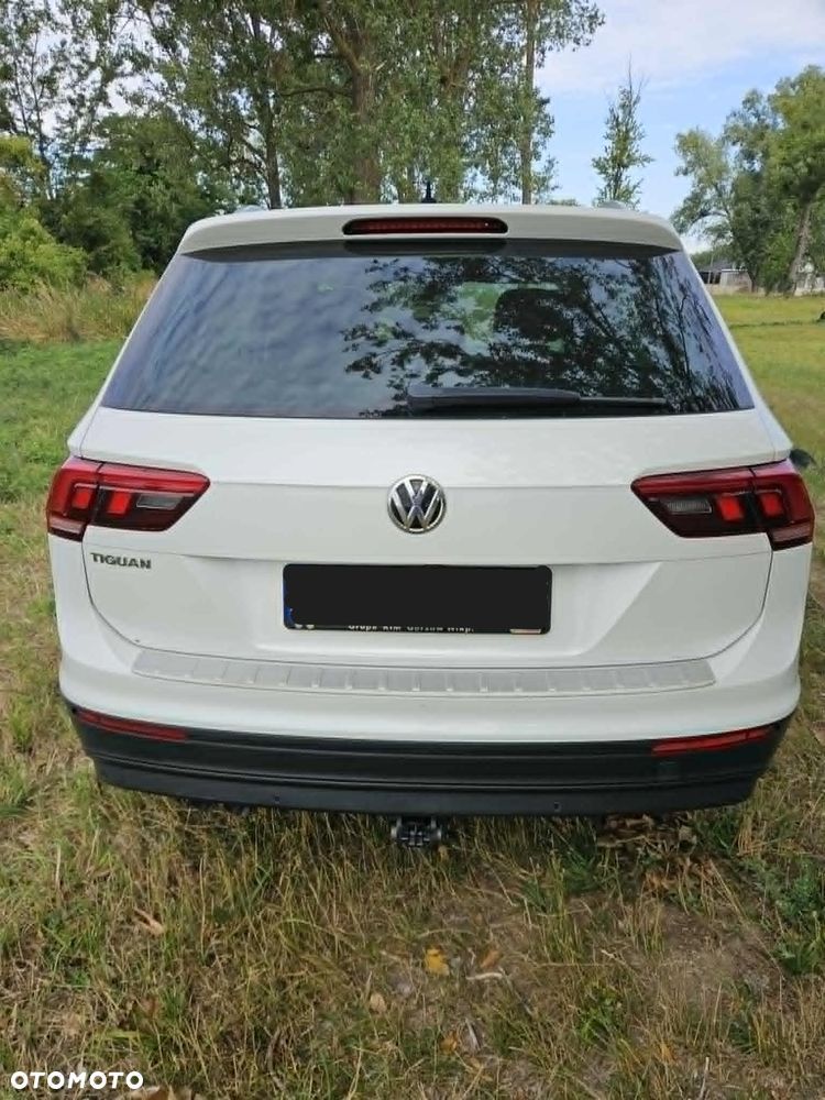 Volkswagen Tiguan ver-2-0-tdi-bmt-scr-comfortline - 9