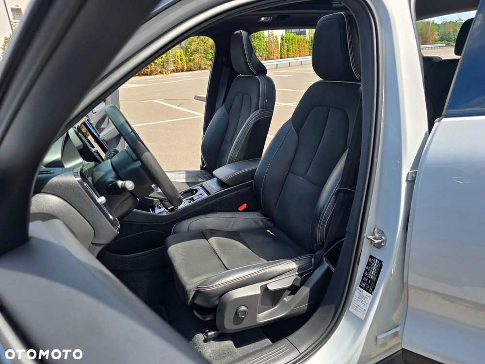 Volvo XC 40 - 22
