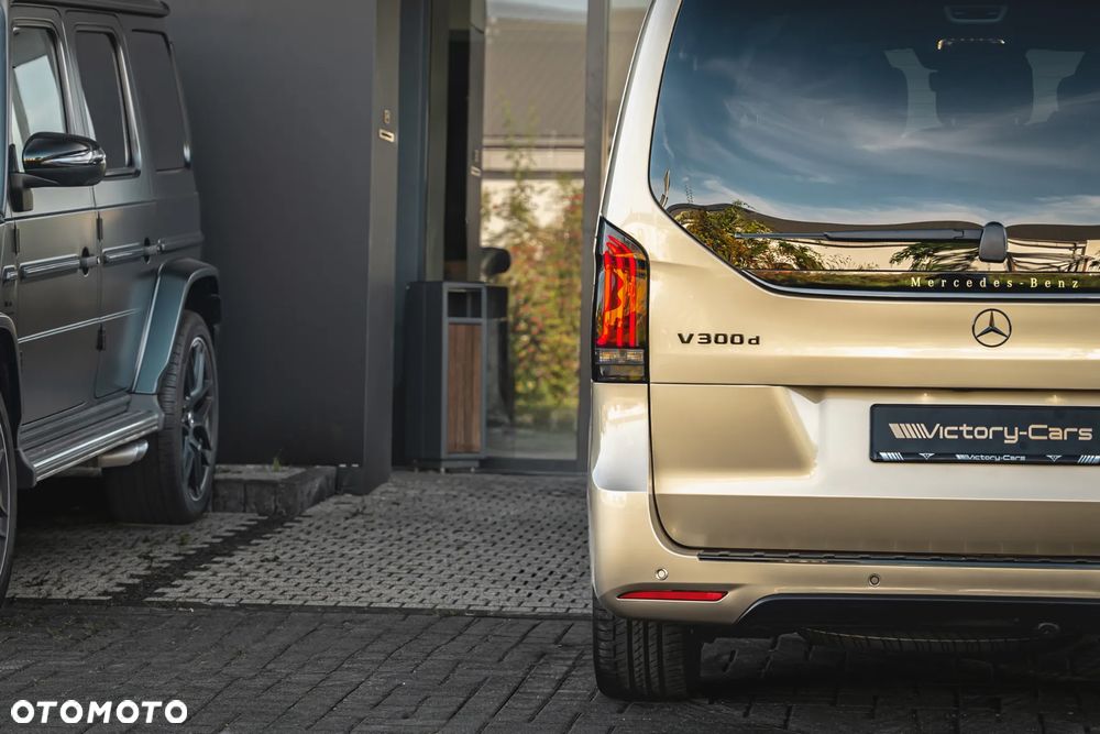Mercedes-Benz Klasa V 300 d 4-Matic 9G-Tronic Exclusive (d³ugi) - 13