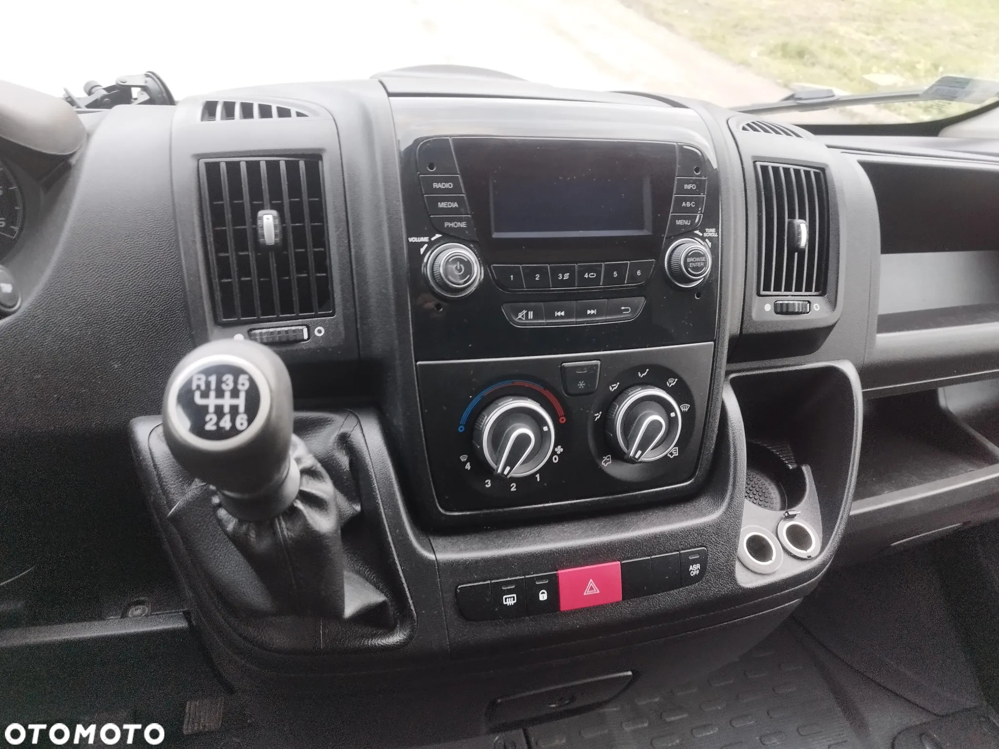 Peugeot Boxer - 12
