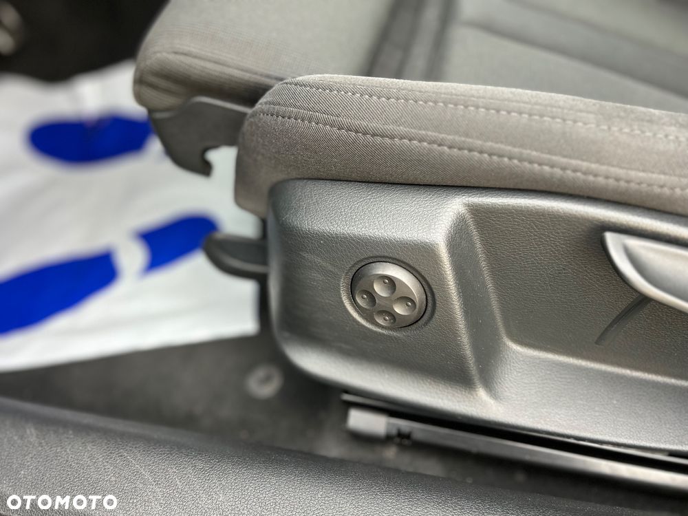 Audi A4 Avant 2.0 TDI DPF Ambition - 22