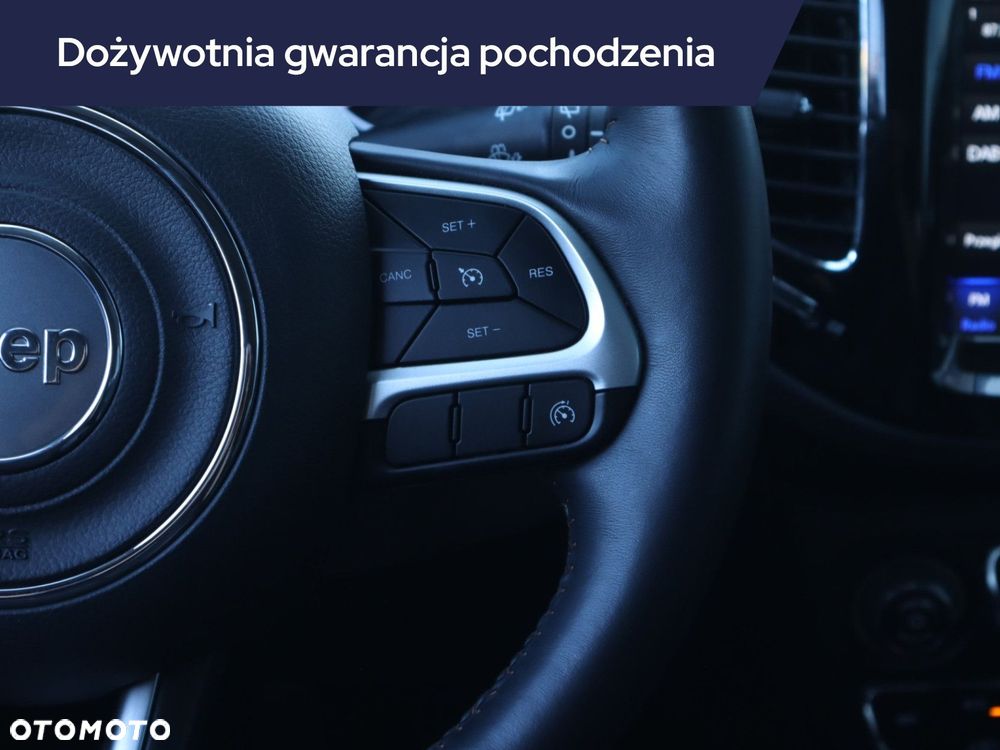 Jeep Compass - 25
