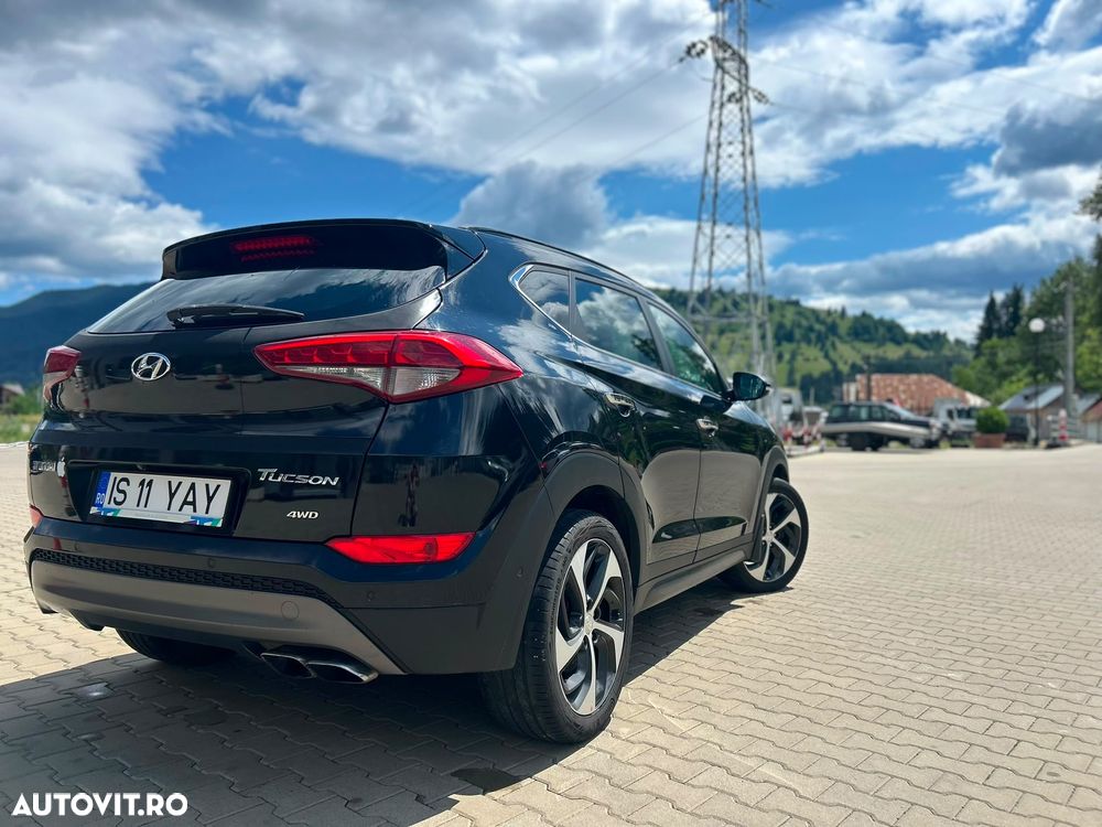 Hyundai Tucson 2.0 CRDI 4WD 6AT Luxury+ - 3