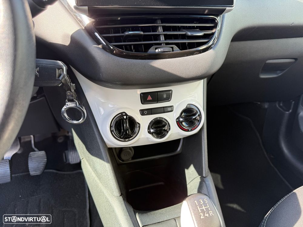 Peugeot 208 PureTech 68 Like - 21