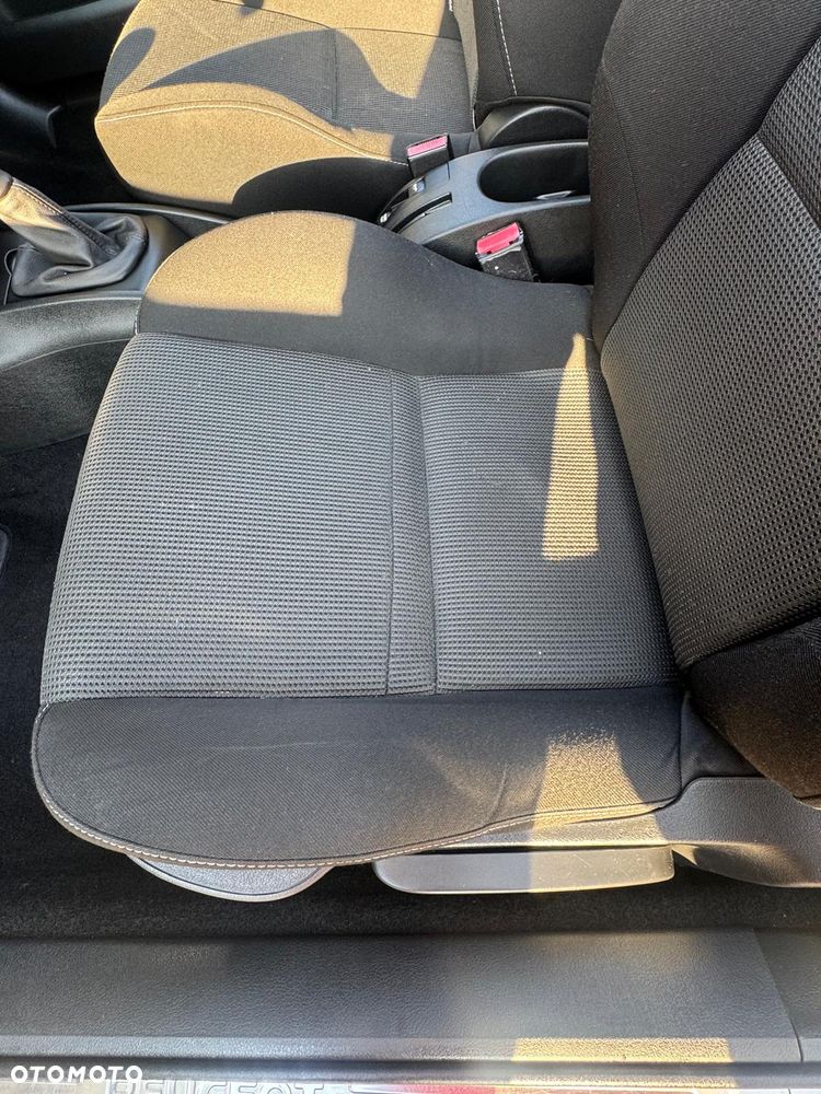 Peugeot 207 CC 120 VTi Access - 13