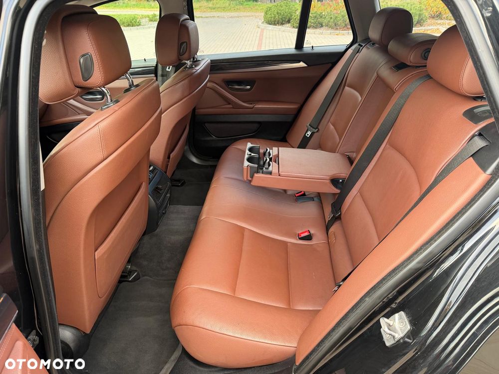 BMW Seria 5 - 21