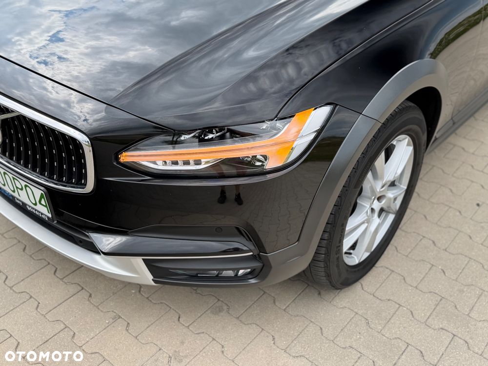 Volvo V90 Cross Country D4 AWD Geartronic Pro - 26