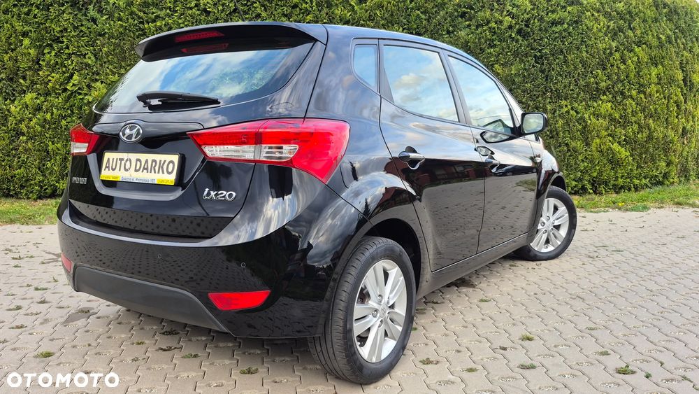 Hyundai ix20 1.4 Sonderkontingent - 32