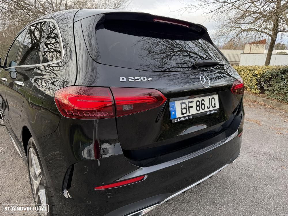 Mercedes-Benz B 250 e AMG Line - 15