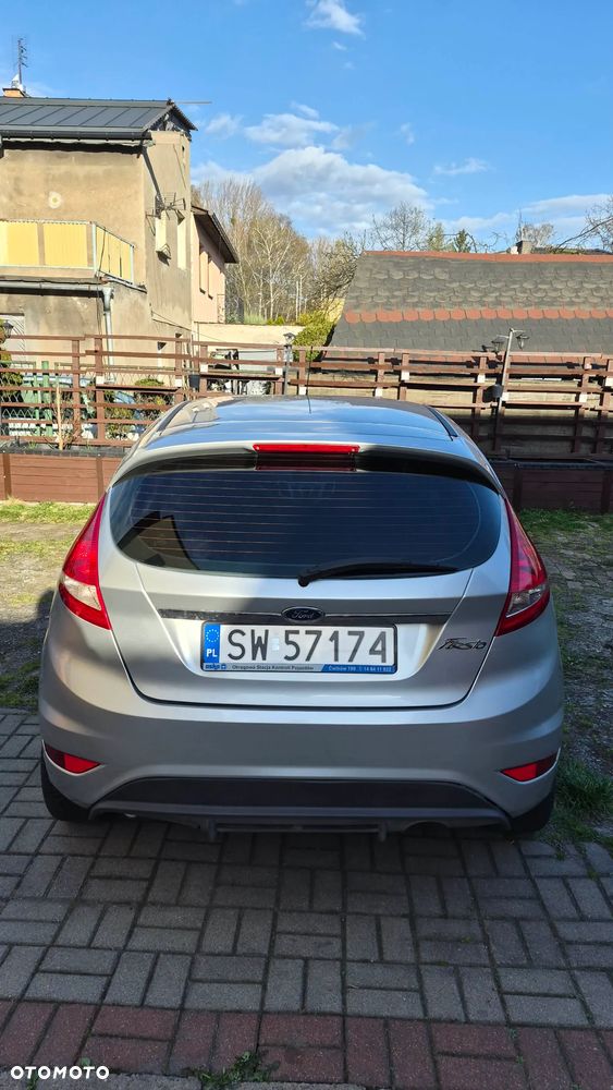 Ford Fiesta 1.4 Titanium - 15