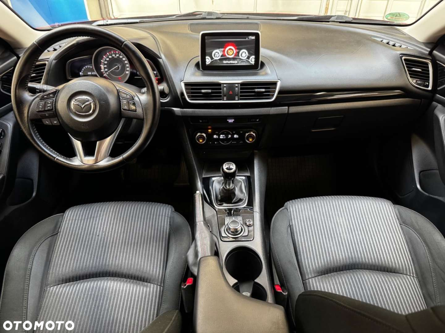 Mazda 3 - 9