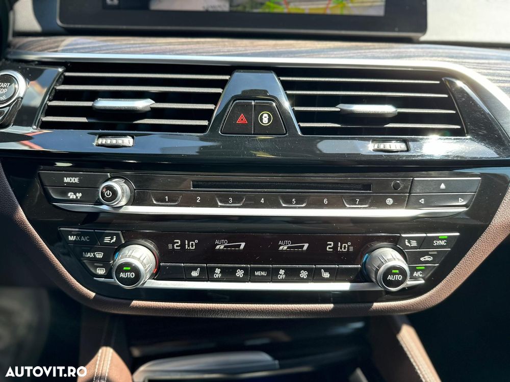 BMW Seria 5 530d AT - 28