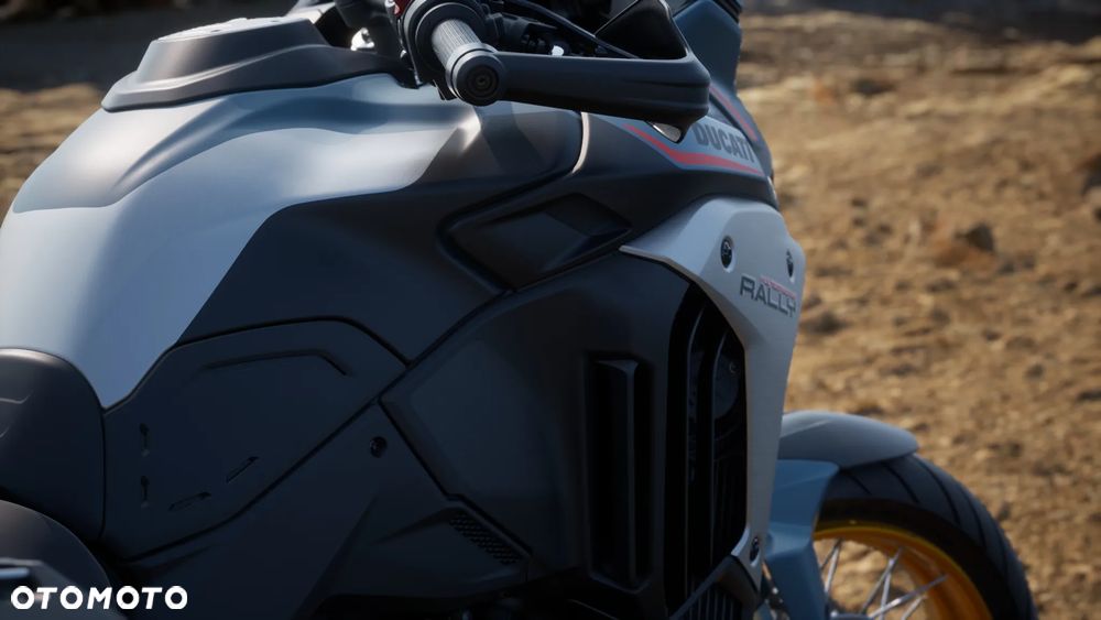 Ducati Multistrada - 7
