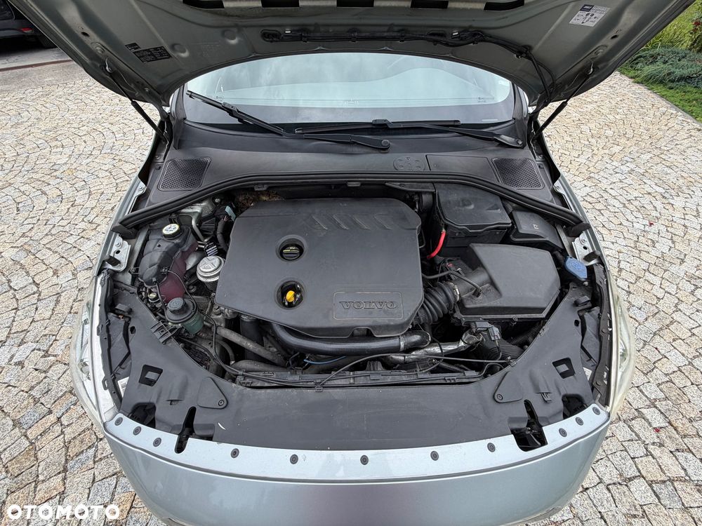 Volvo V60 D2 Kinetic - 34